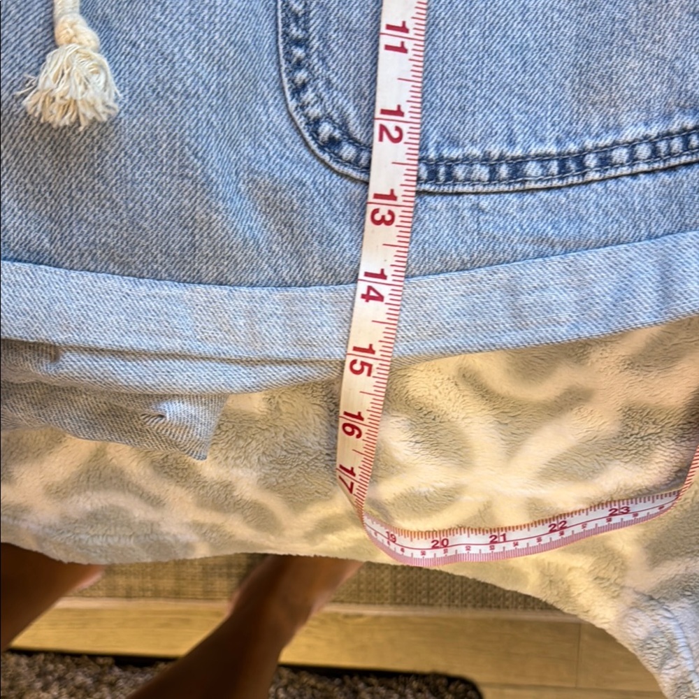 NWOT - Maurices Blue Jean Shorts Classic Denim Style - Picture 6 of 6